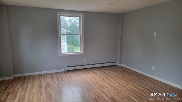 Building Photo - 2 Center St