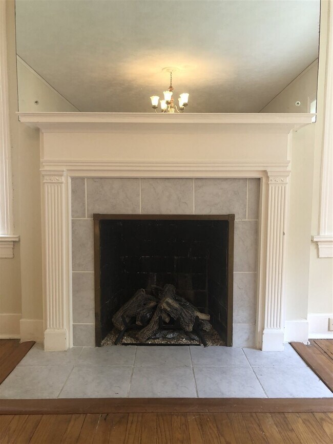 Building Photo - 1319 Peachtree St