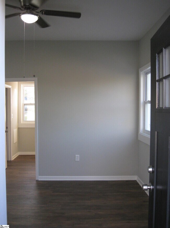 Building Photo - 1 Bollinger St