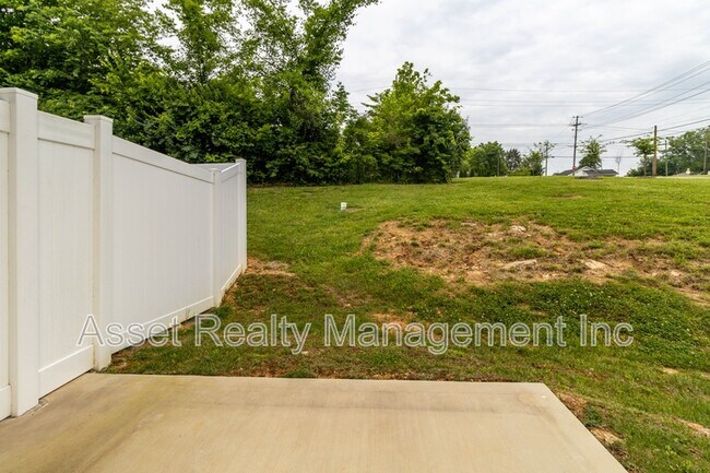 Building Photo - 4839 Lake Ln