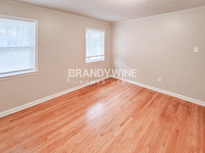 Building Photo - 3035 Christine Rd