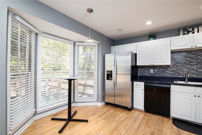 Building Photo - 4603 Stewart Reilly Dr