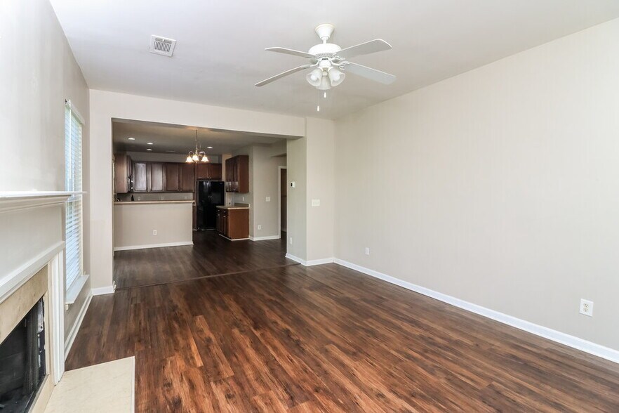 Building Photo - 1647 Bradmere Ln