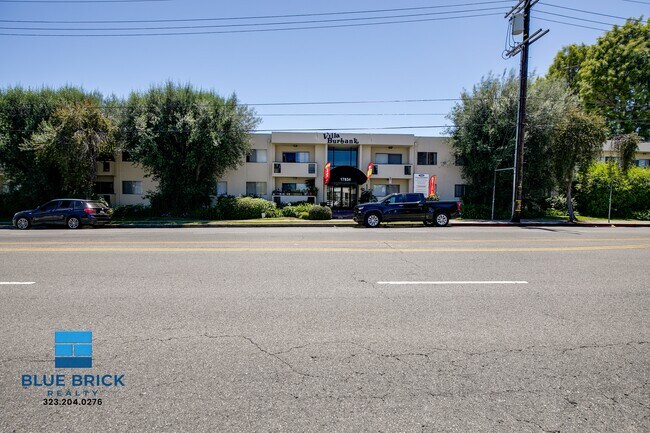 Building Photo - 17834 Burbank Blvd