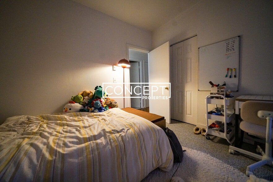 Building Photo - 772 Columbus Ave