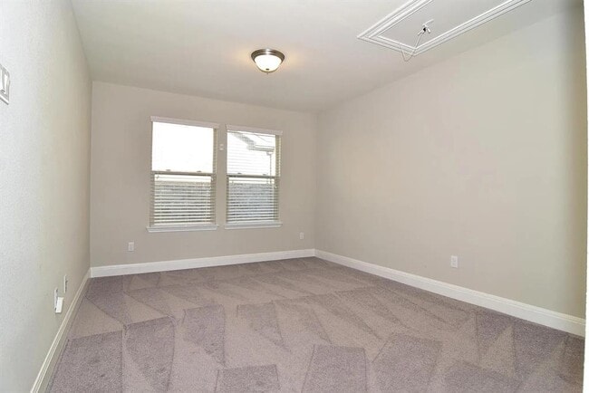 Building Photo - 1050 Kenney Fort Crossing