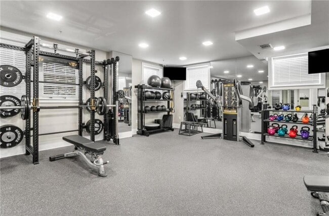 Building Photo - 800 Peachtree St NE