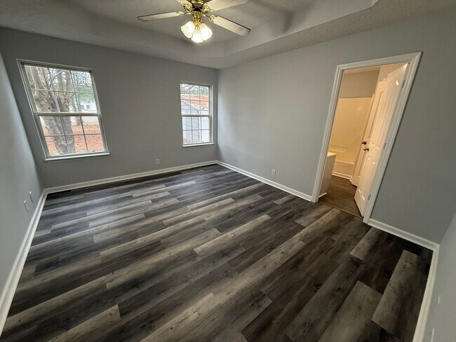 Building Photo - 1730 Azure Way