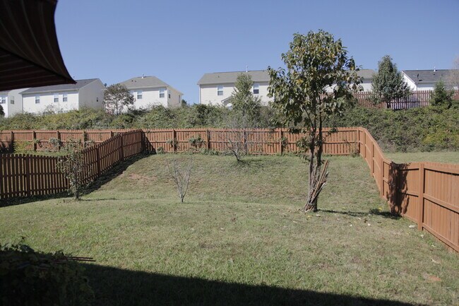 Building Photo - 12331 Cumberland Cove Dr
