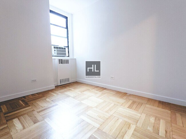 Building Photo - East 79th Street