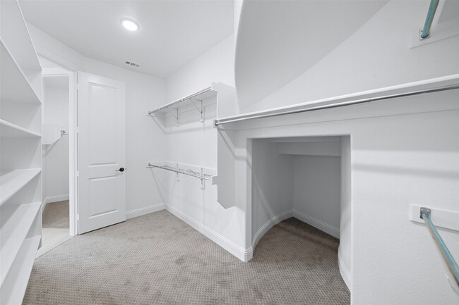 Building Photo - 1173 Rochester Pl
