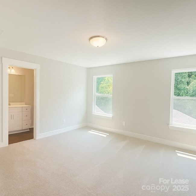 Building Photo - 5577 Stafford Rd