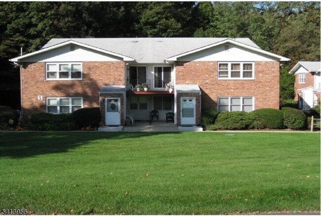 Building Photo - 680 NJ-15