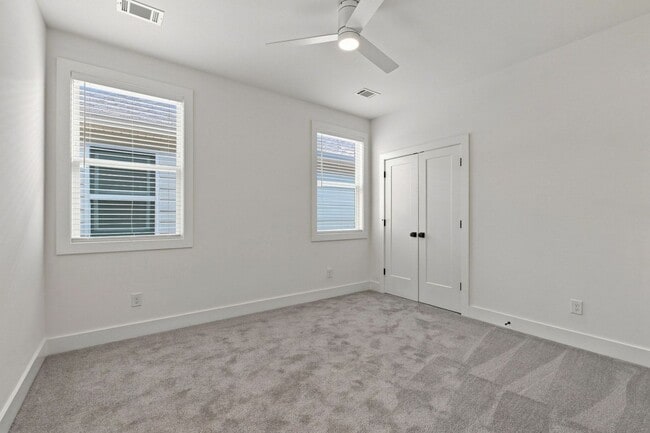 Building Photo - 5618 Obrien Ave