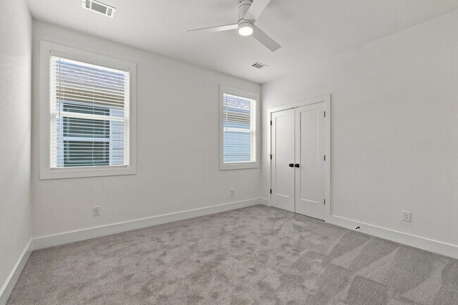 Building Photo - 5618B Obrien Ave