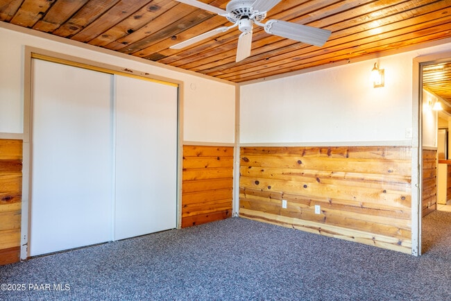 Building Photo - 3225 N Starlight Dr