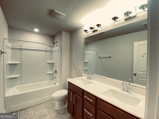 Building Photo - 3290 Summerpoint Crossing