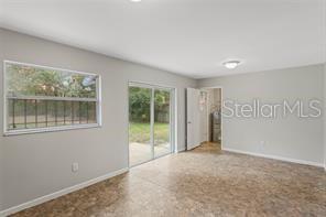 Building Photo - 924 Poplar Dr