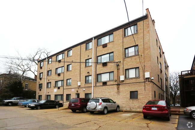 The Ridge Court Apartment Homes - Ridge Court Apartments