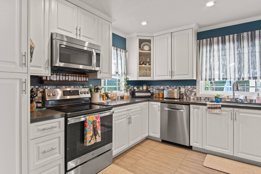 Building Photo - 6835 Aldea Ave
