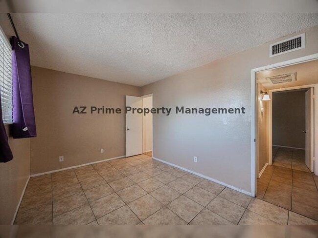 Building Photo - 720 S Dobson Rd