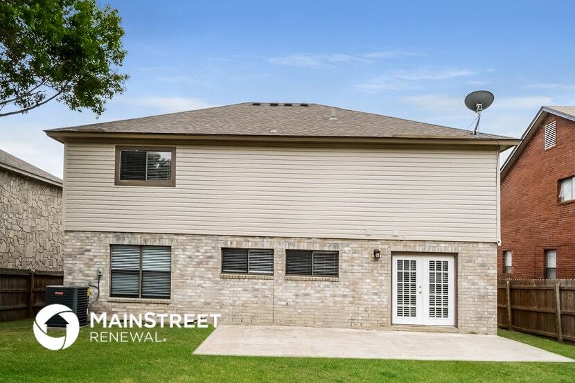 Building Photo - 8119 Grimchester