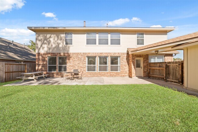 Building Photo - 2618 Bridgestone Park Ln