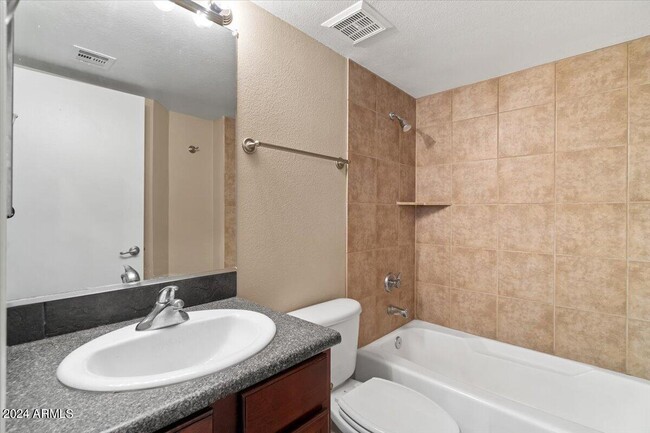 Building Photo - 10115 E Mountain View Rd