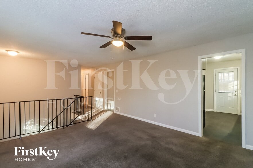 Building Photo - 55 Grant Dr NW