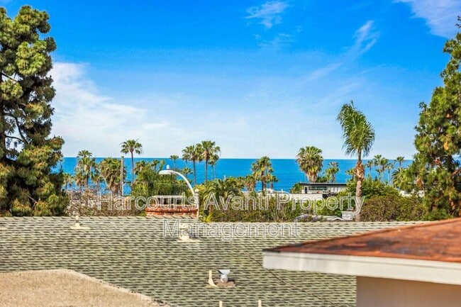 Building Photo - 915 Civic Center Dr