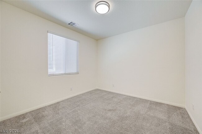 Building Photo - 185 Lilt Ave