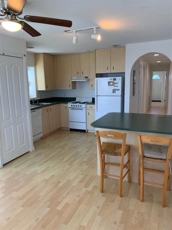 Building Photo - 1908 S Ocean Shore Blvd