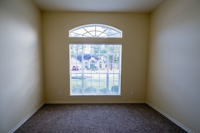 Building Photo - 7626 Painton Ln