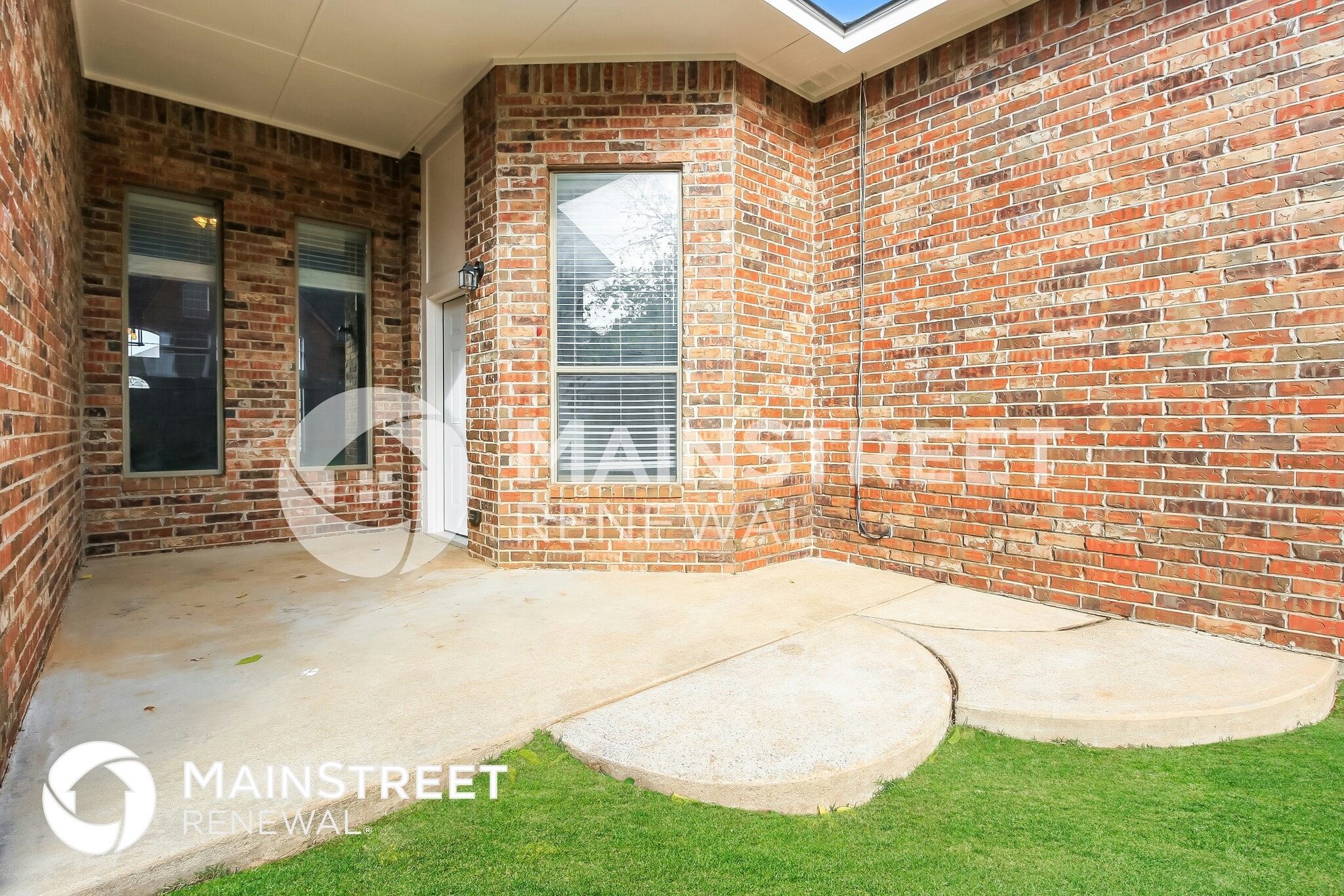 Building Photo - 8820 NW 120th St