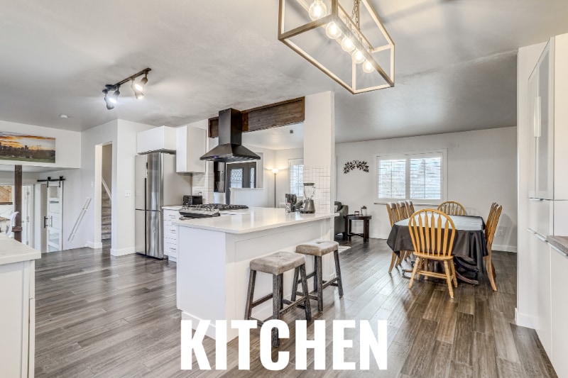 Building Photo - 2860 S Golden Way