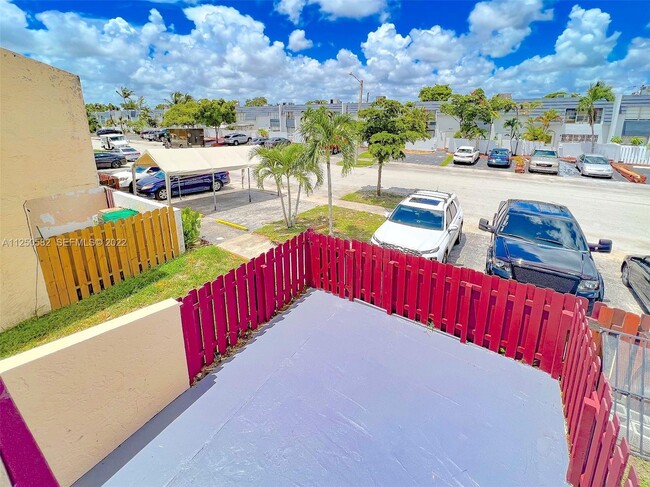Building Photo - 3672 SW 59th Ave