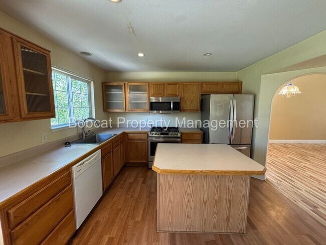 Building Photo - 1477 Ridge Point Dr