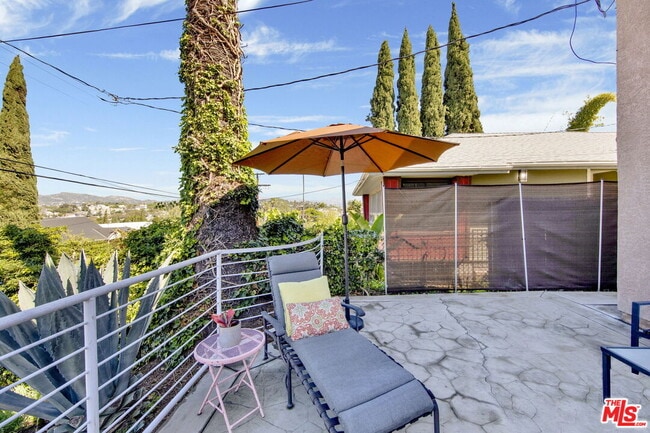 Building Photo - 318 Parkman Ave