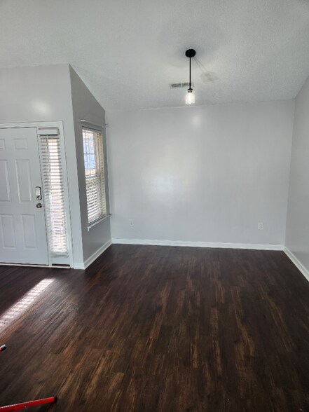 Building Photo - 538 Carolina Woods Dr