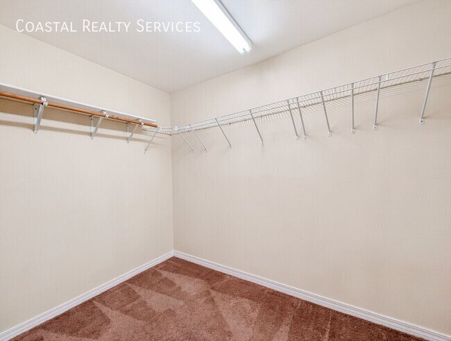 Building Photo - 46 Park Cir SE