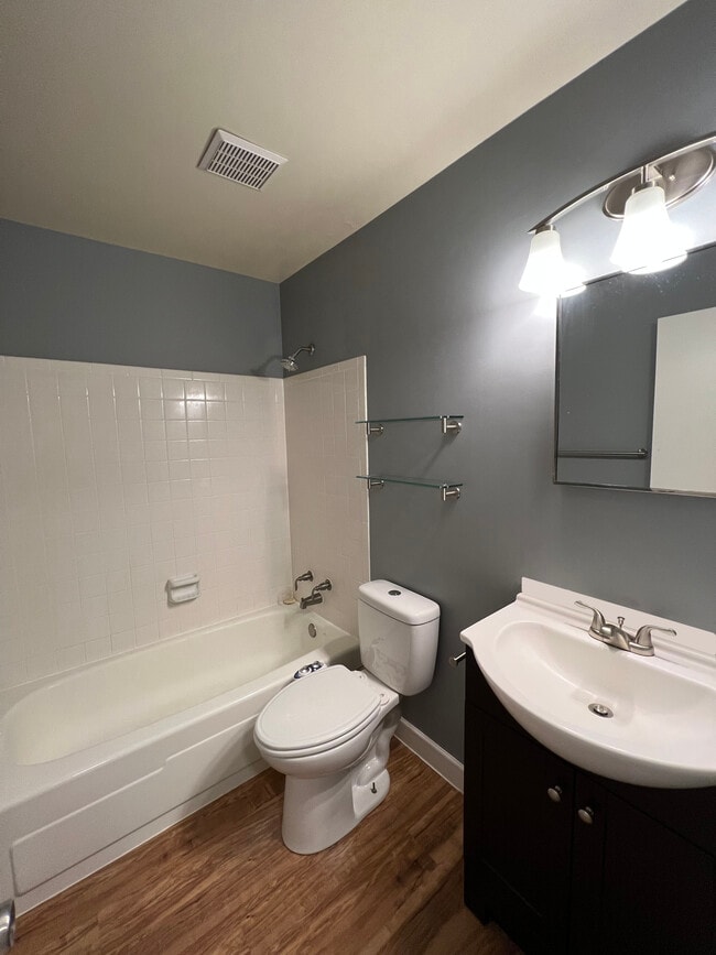 Building Photo - 17 Gallorette Ct