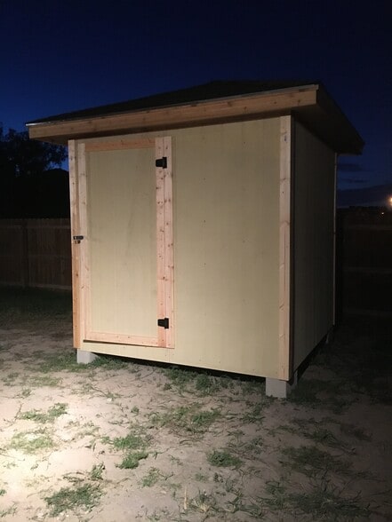 8 x 8 shed - 6256 Panther Dr