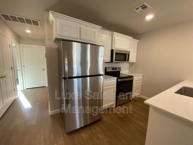 Building Photo - 11319 Breckenridge Ln