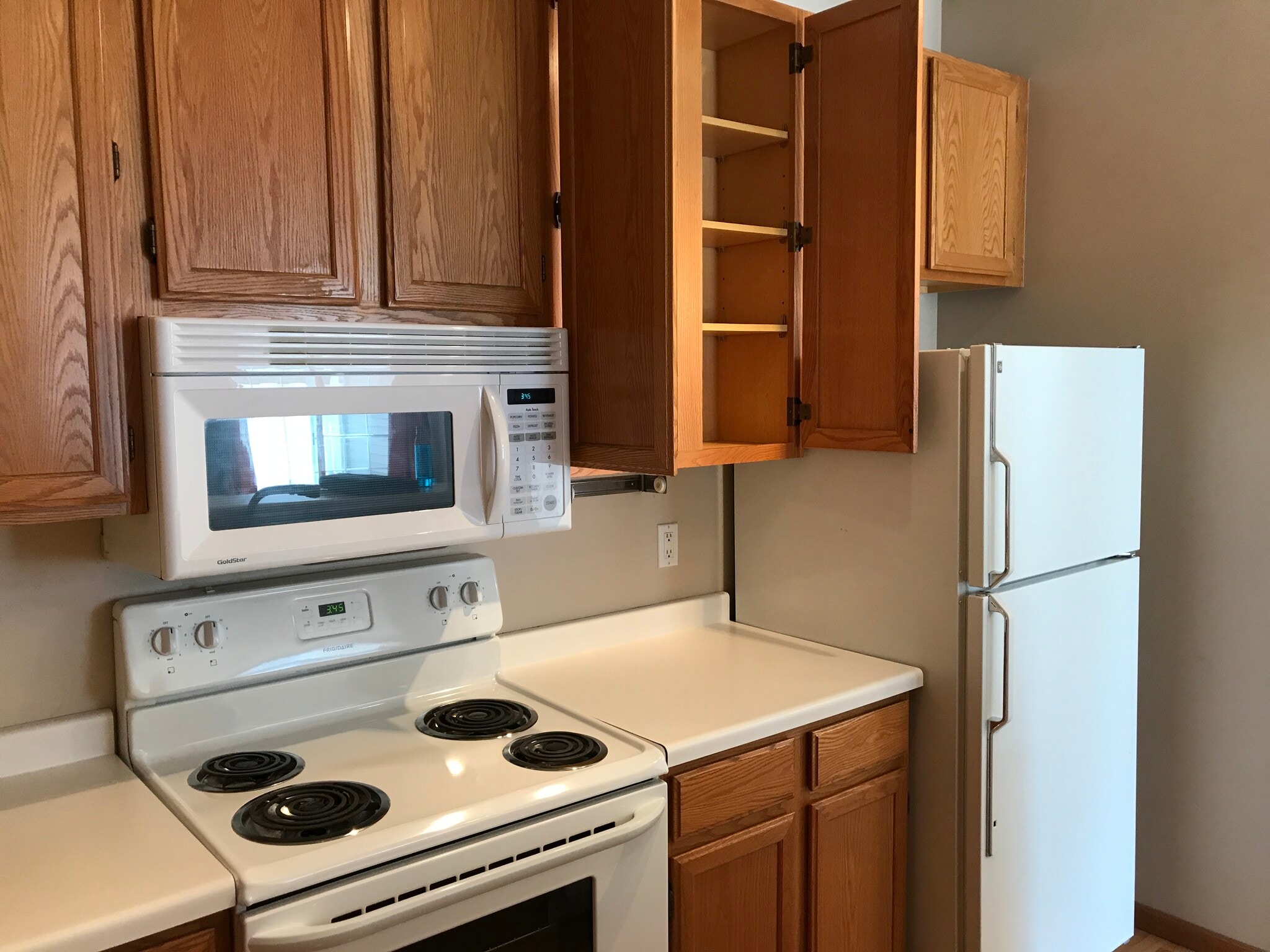 Building Photo - 14179 Plymouth Ave