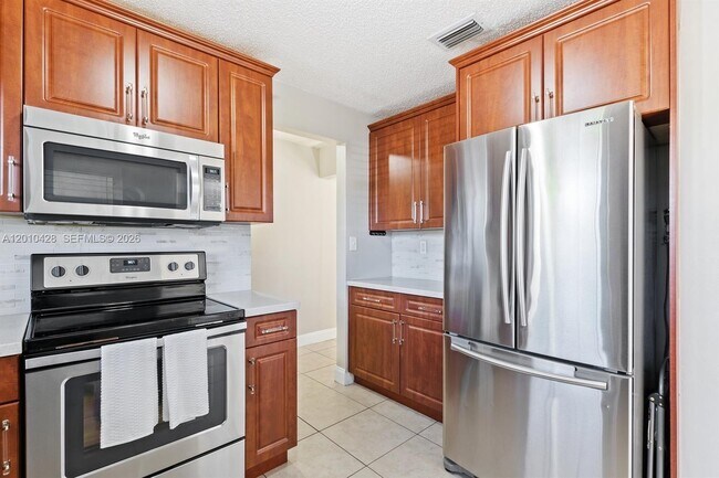 Building Photo - 4119 Coral Springs Dr