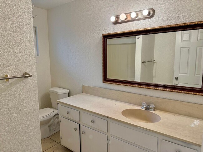 Building Photo - 3 Bedroom 2 Bath , With Solar