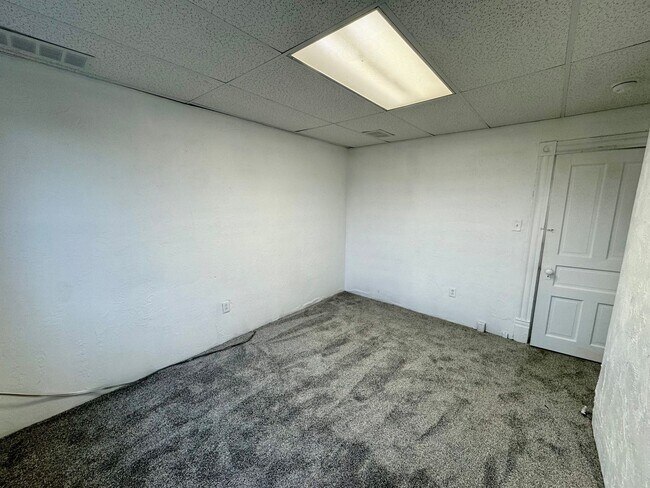Building Photo - 42 Climax St