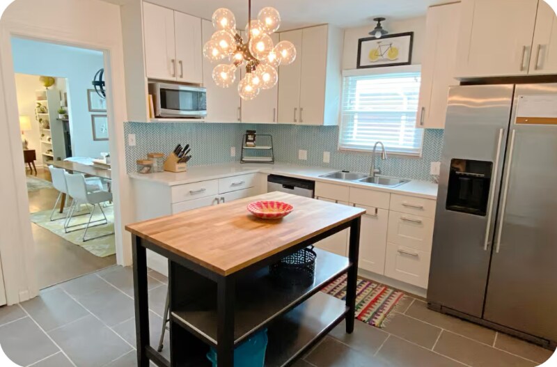 Building Photo - 5920 Rosslyn Ave