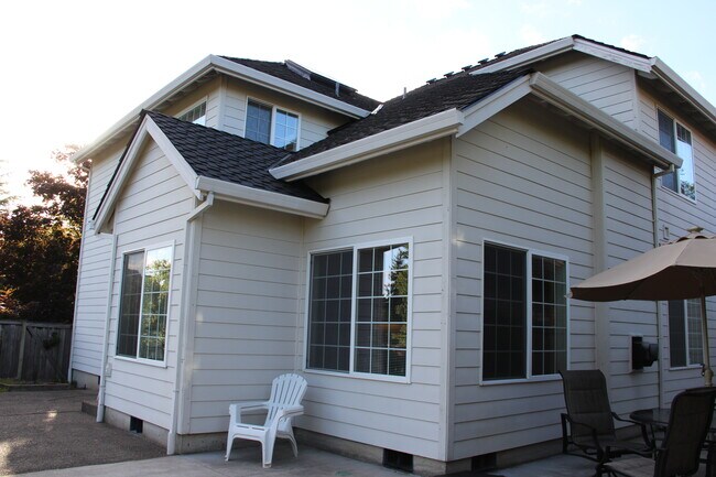 Building Photo - 15292 NW Channa Dr