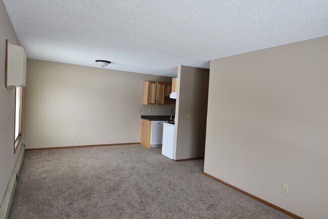 Building Photo - 924 4th St SW